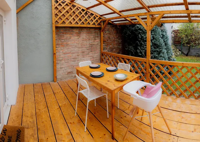 Homey Luxury- Entire House, Free Parking, Yard קלוז'-נאפוקה